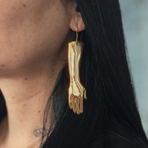 HAND EARRING GOLD